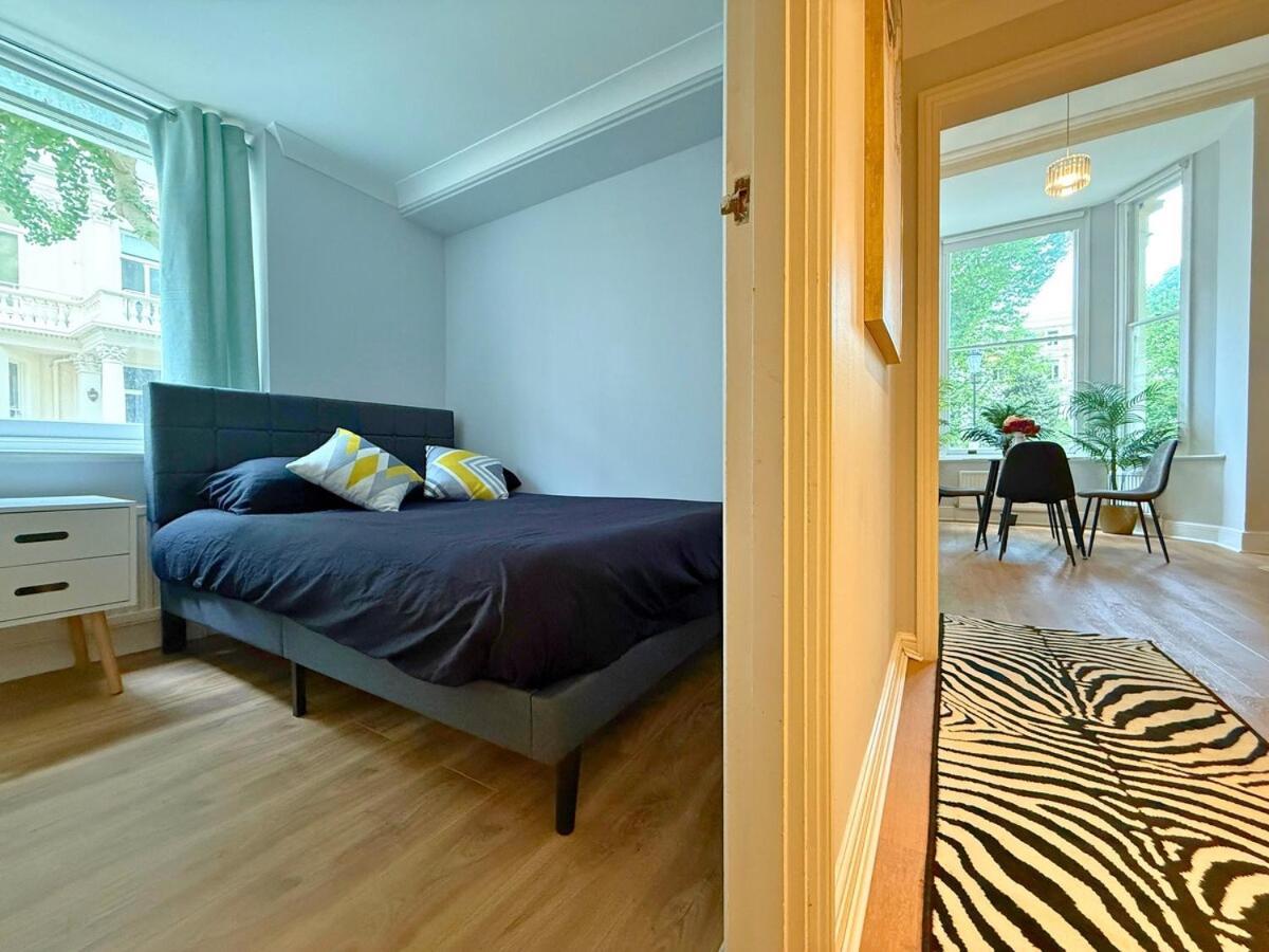 Kensington Hyde Park Sleeps 10 People High Ceilings Apartment London