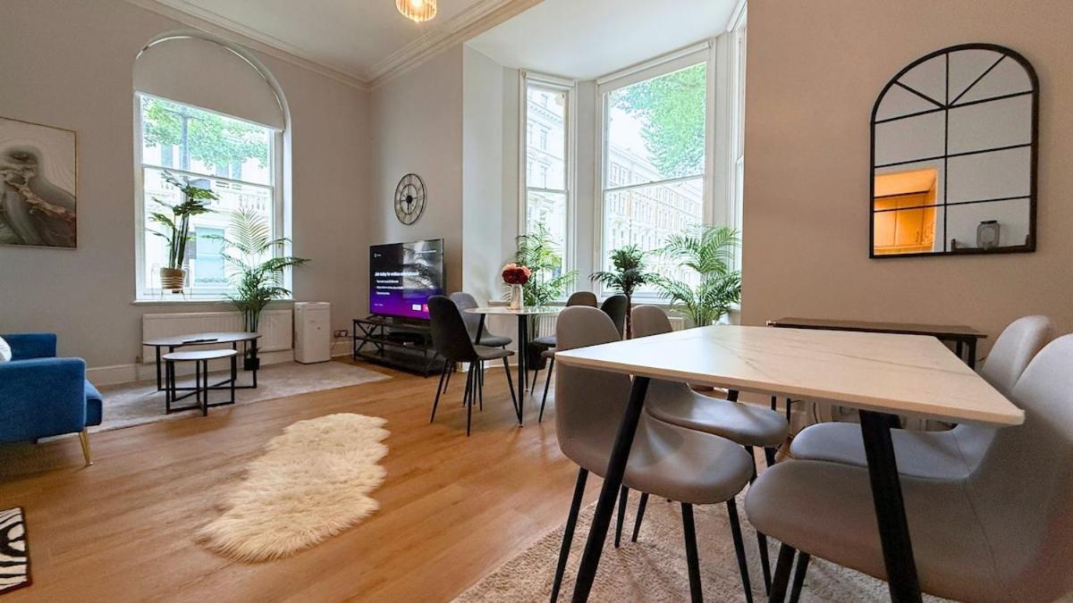 Kensington Hyde Park Sleeps 10 People High Ceilings London