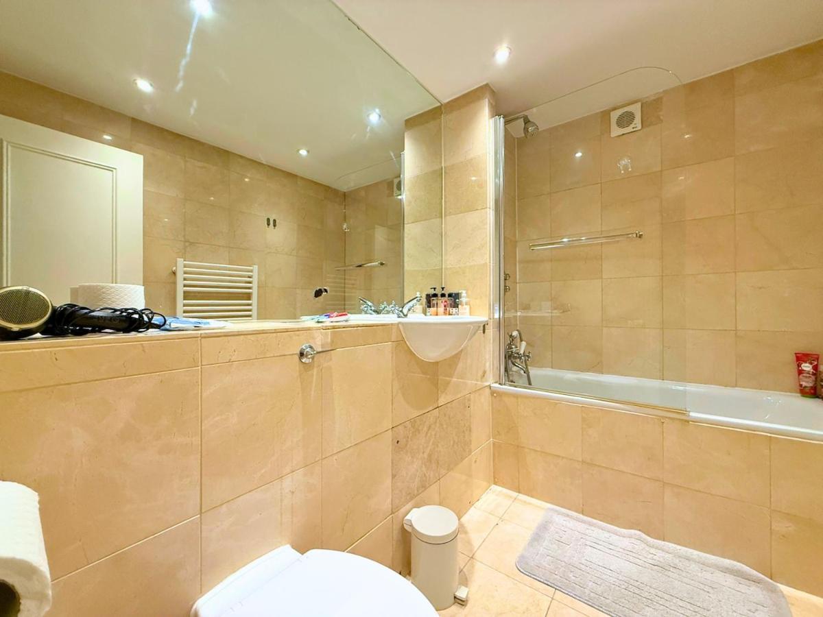 Kensington Hyde Park Sleeps 10 People High Ceilings *