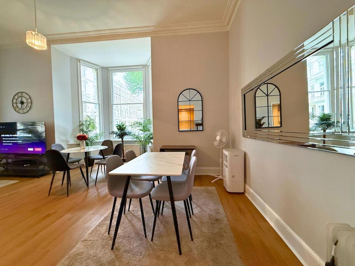 Kensington Hyde Park Sleeps 10 People High Ceilings