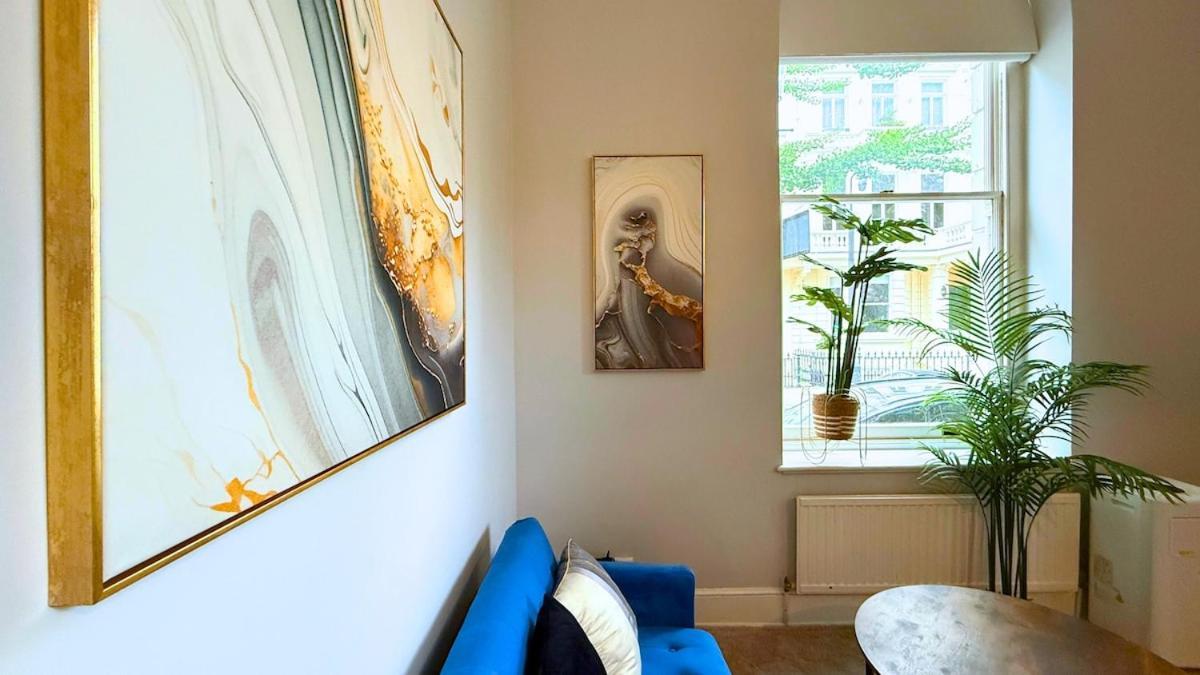 Kensington Hyde Park Sleeps 10 People High Ceilings
