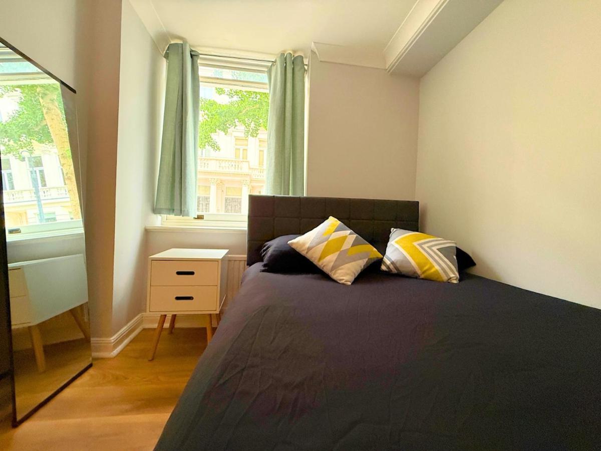 Kensington Hyde Park Sleeps 10 People High Ceilings Apartamento *