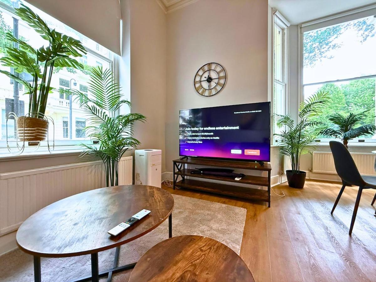 Kensington Hyde Park Sleeps 10 People High Ceilings Londres