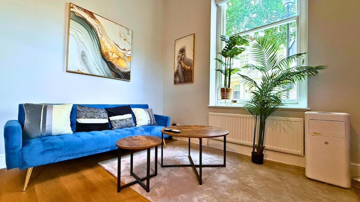 Kensington Hyde Park Sleeps 10 People High Ceilings *